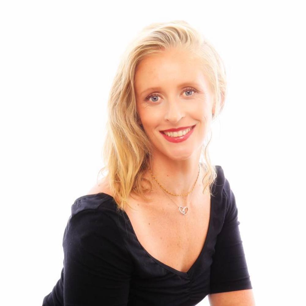 Meet your Posher, Naomi